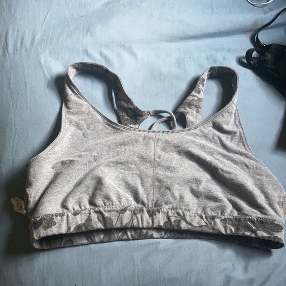 Large Old Navy Active Go Dry Gray Floral Sports Bra - Picture 6 of 8